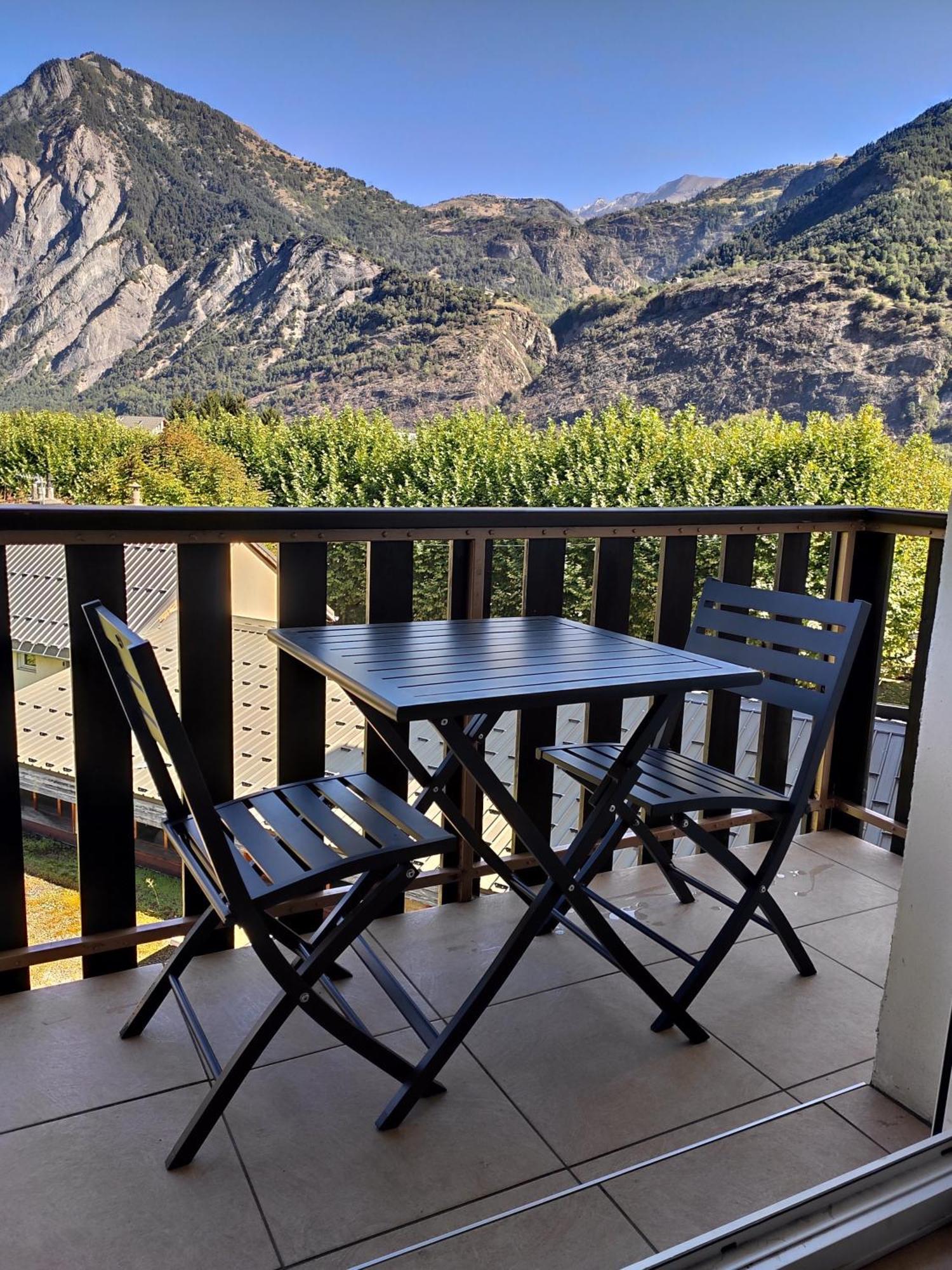 Appart 4 Ou 5 Pers - Bike Friendly Apartment Le Bourg-dʼOisans Екстериор снимка